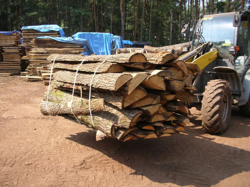 Sprzedam drewno opałowe kominkowe dębowe zrzyna zrzyny opał — zdjęcie 1